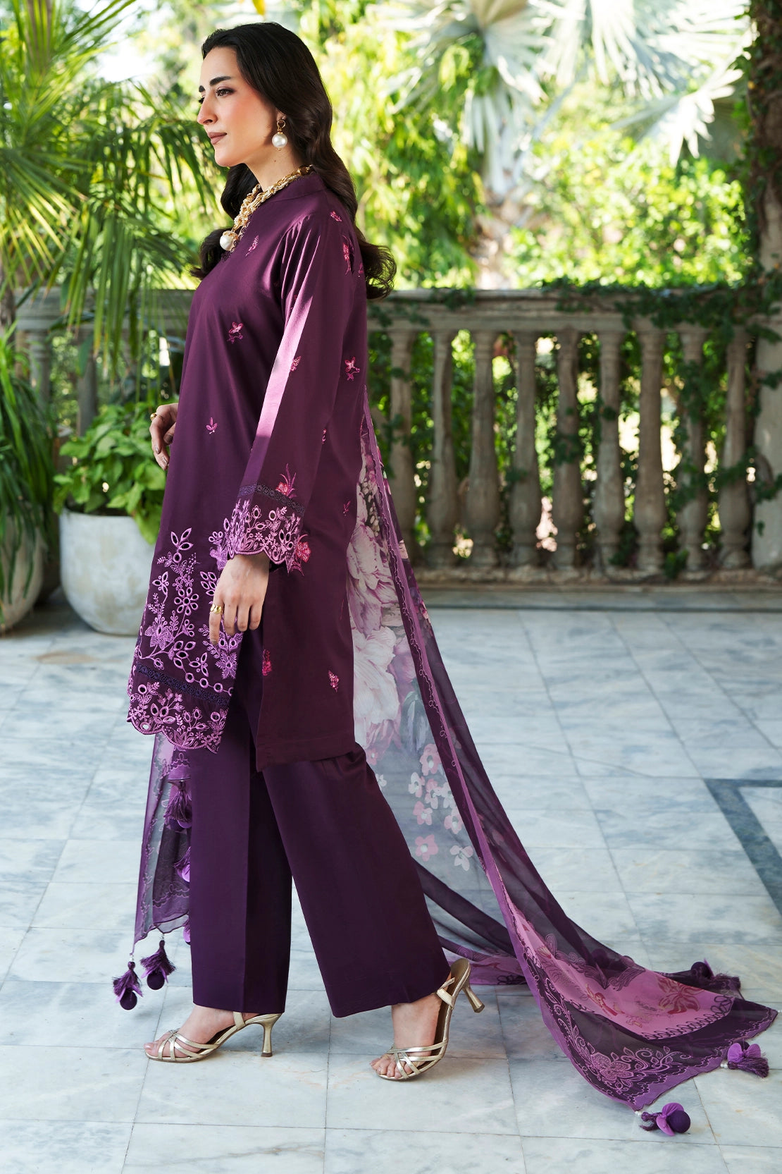 Plum Royale